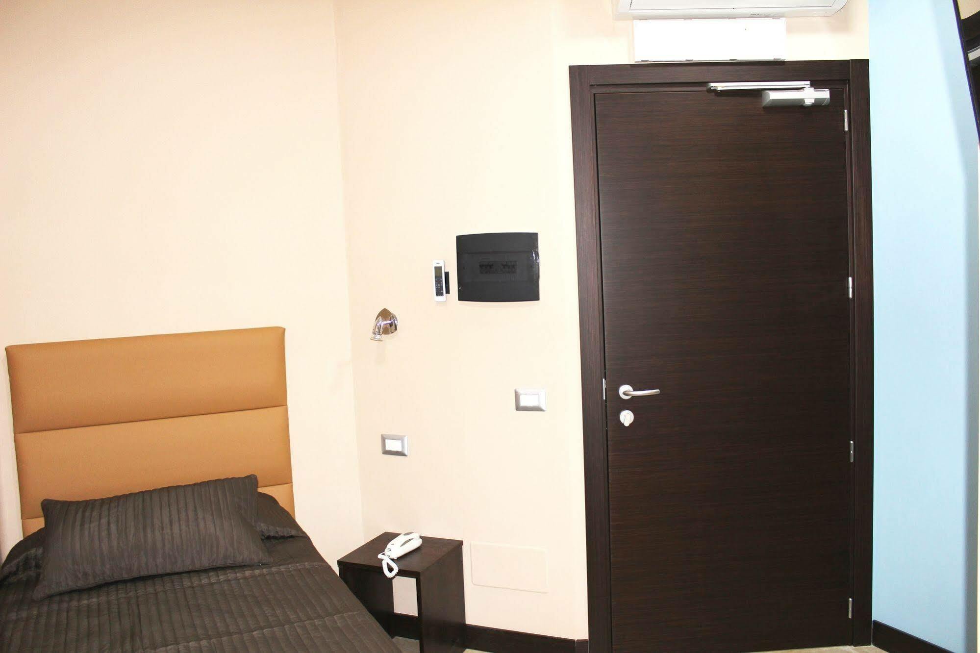 Hotel Gran Torino Rome Exterior photo
