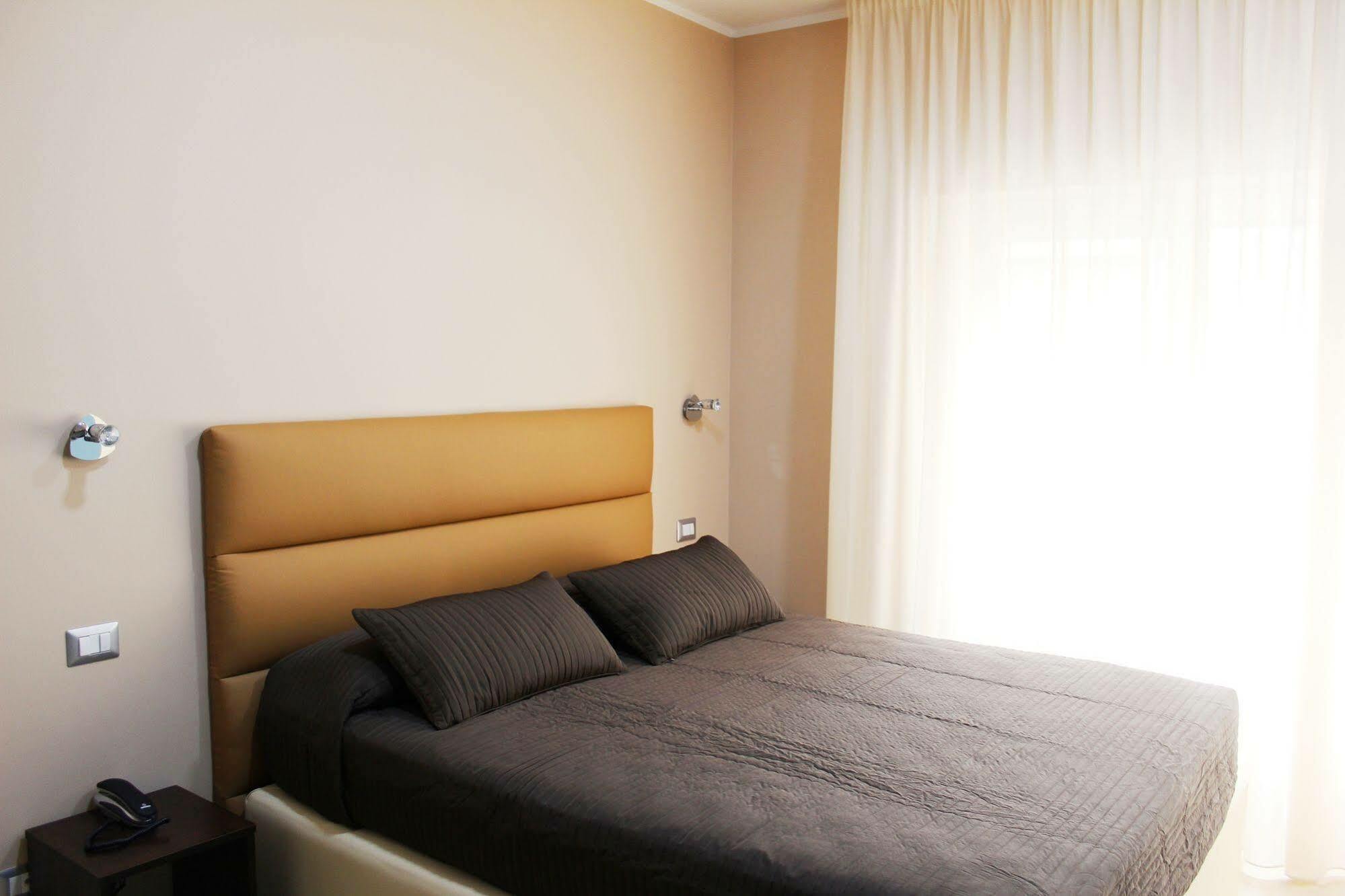 Hotel Gran Torino Rome Exterior photo